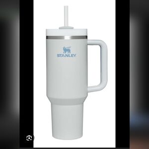 NEW STANLEY QUENCHER H2.0 FLOWSTATE 40 OZ TUMBLER FOG (Light Grey)  COLOR.
